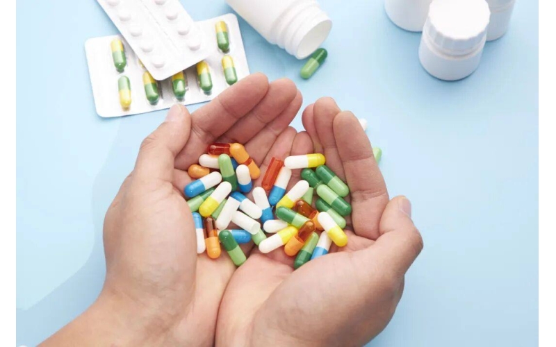 这几类药物，绝不能与咖啡同服These types of drugs should never be taken together with coffee
