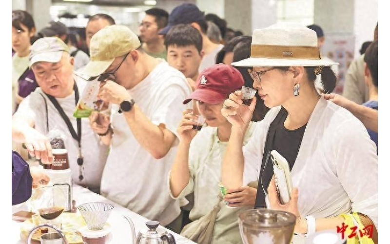 咖啡&ldquo;冲&rdquo;出消费新活力Coffee brings new vitality to consumption