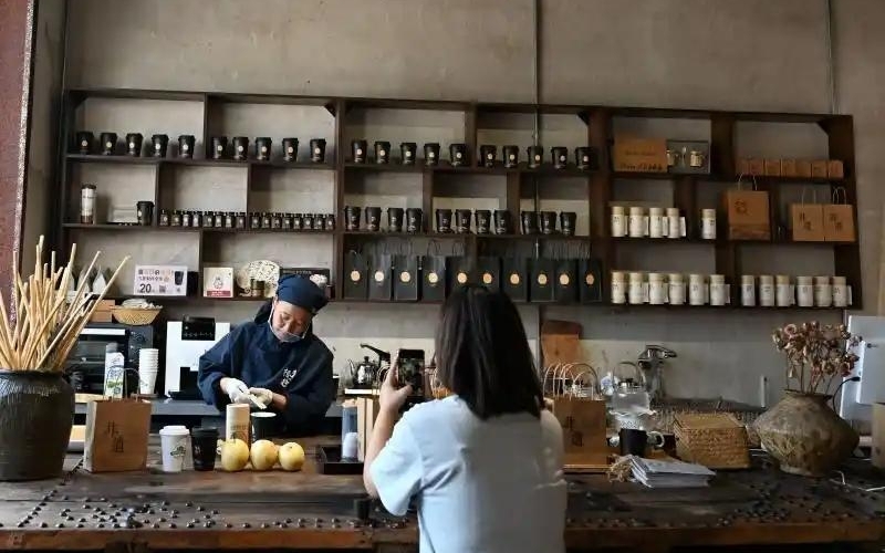 一线见闻｜在雪花梨乡，喝一杯梨膏咖啡Frontline Experience - Drinking a Cup of Pear Cream Coffee in Snowflake Pear Township